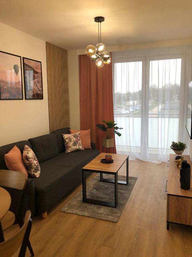 Apartament Pileckiego Nowy Dwor Mazowiecki Modlin Airport Dış mekan fotoğraf
